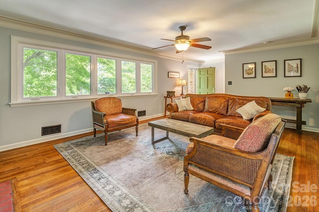 35 Dogwood Road
