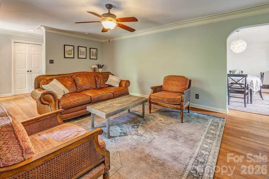 35 Dogwood Road