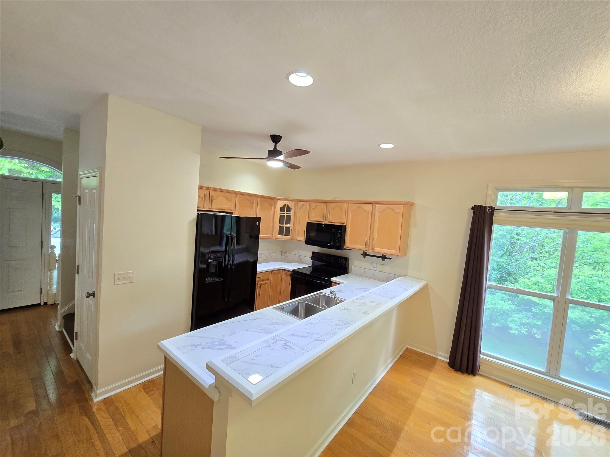 Hannas Whispering Pines - Residential