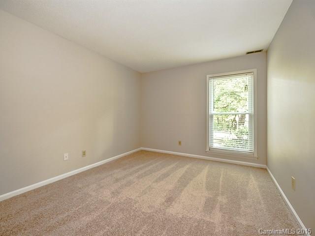 Tega Cay - Residential