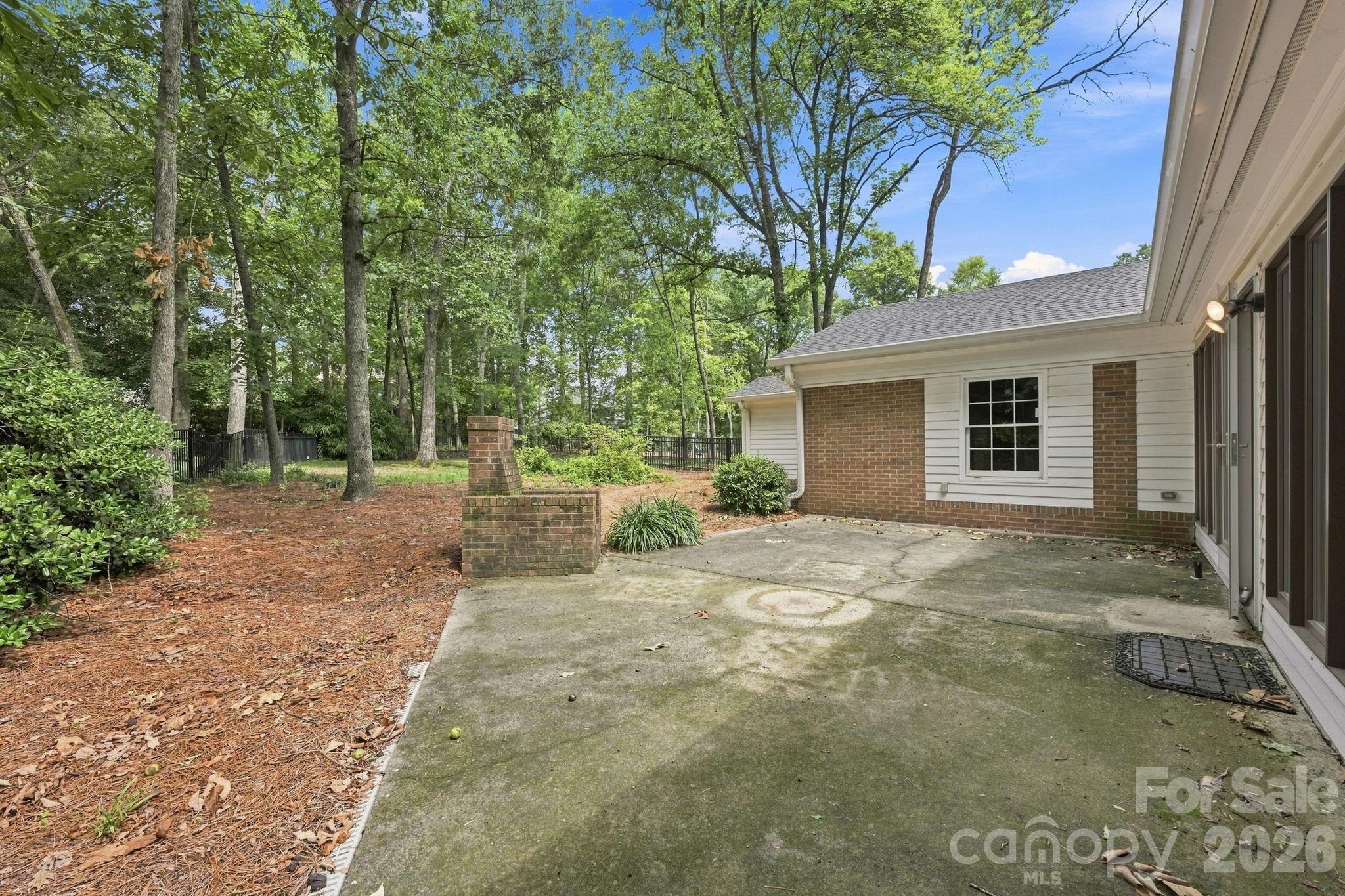 3528 Broadfield Road