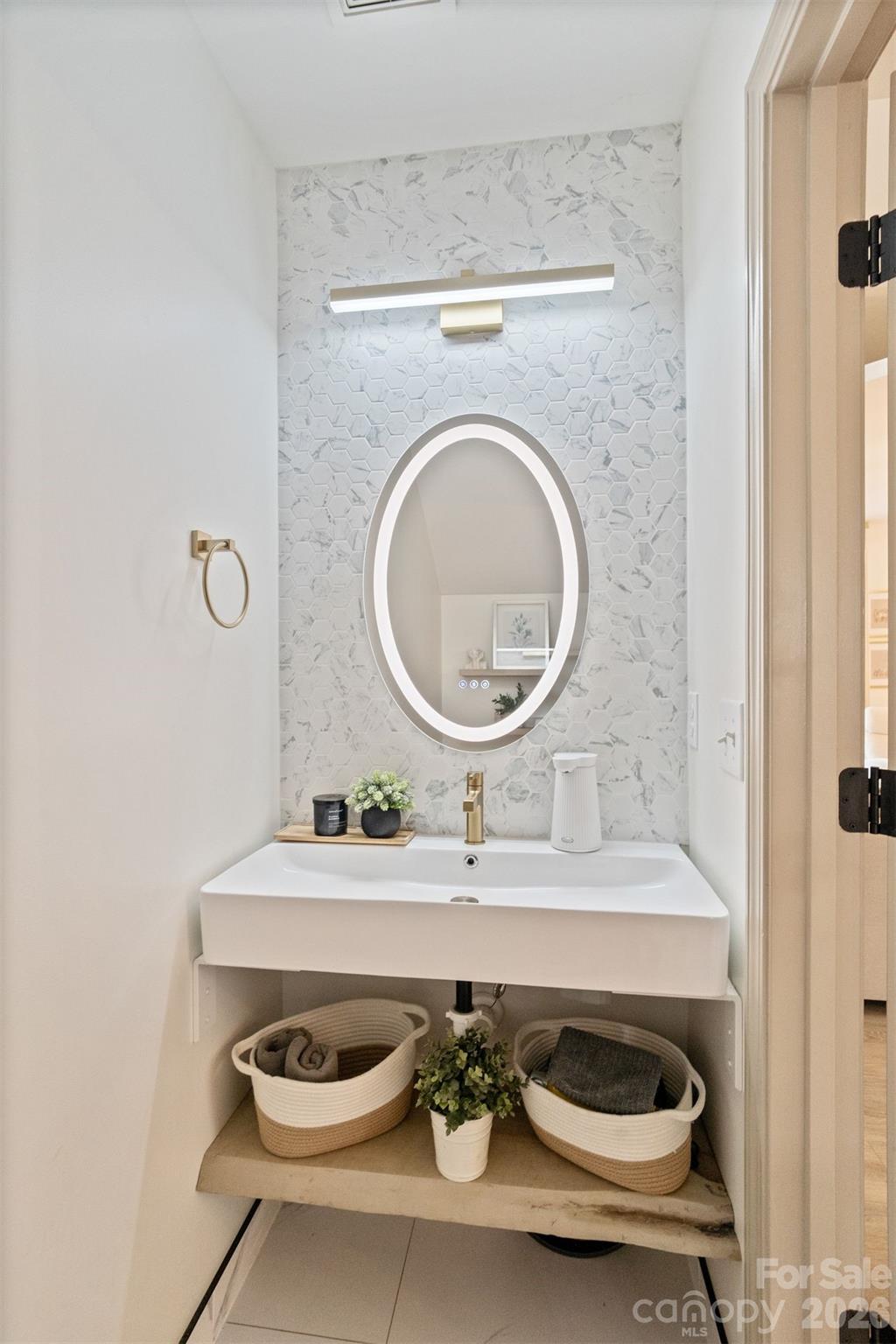 Meadowcreek - Residential