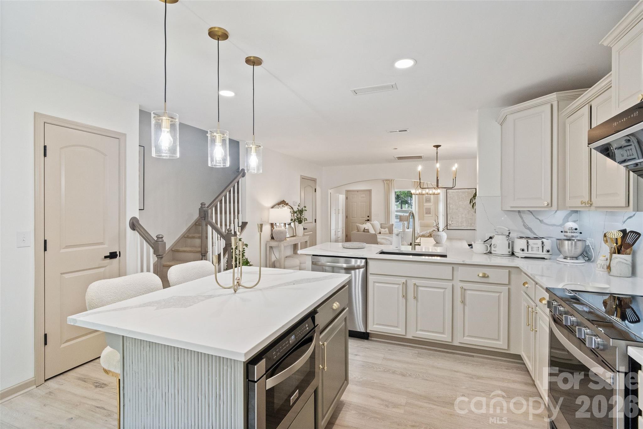 Meadowcreek - Residential