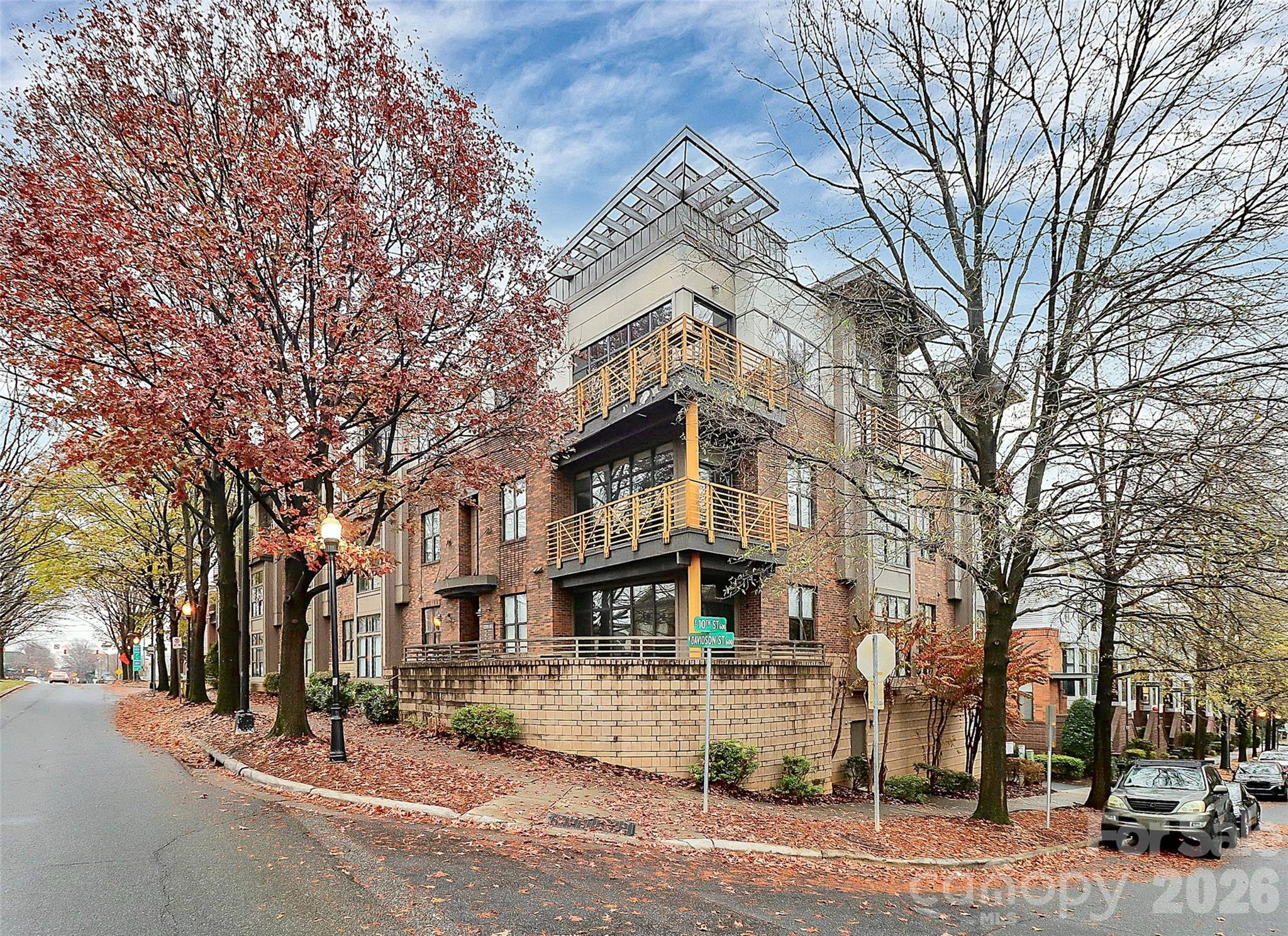 712 N Davidson Street