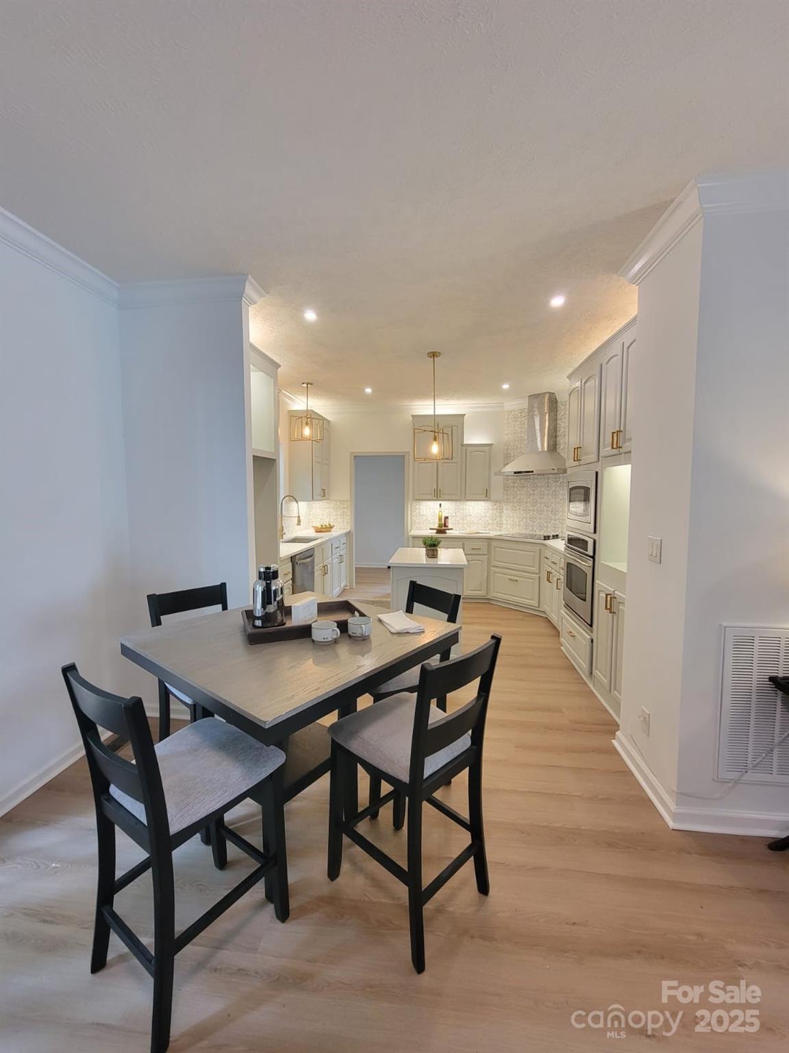 261 Lone Laurel Trail