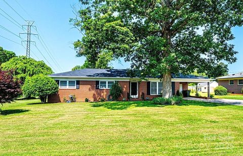 2309 13th Street Drive NE Hickory NC 28601