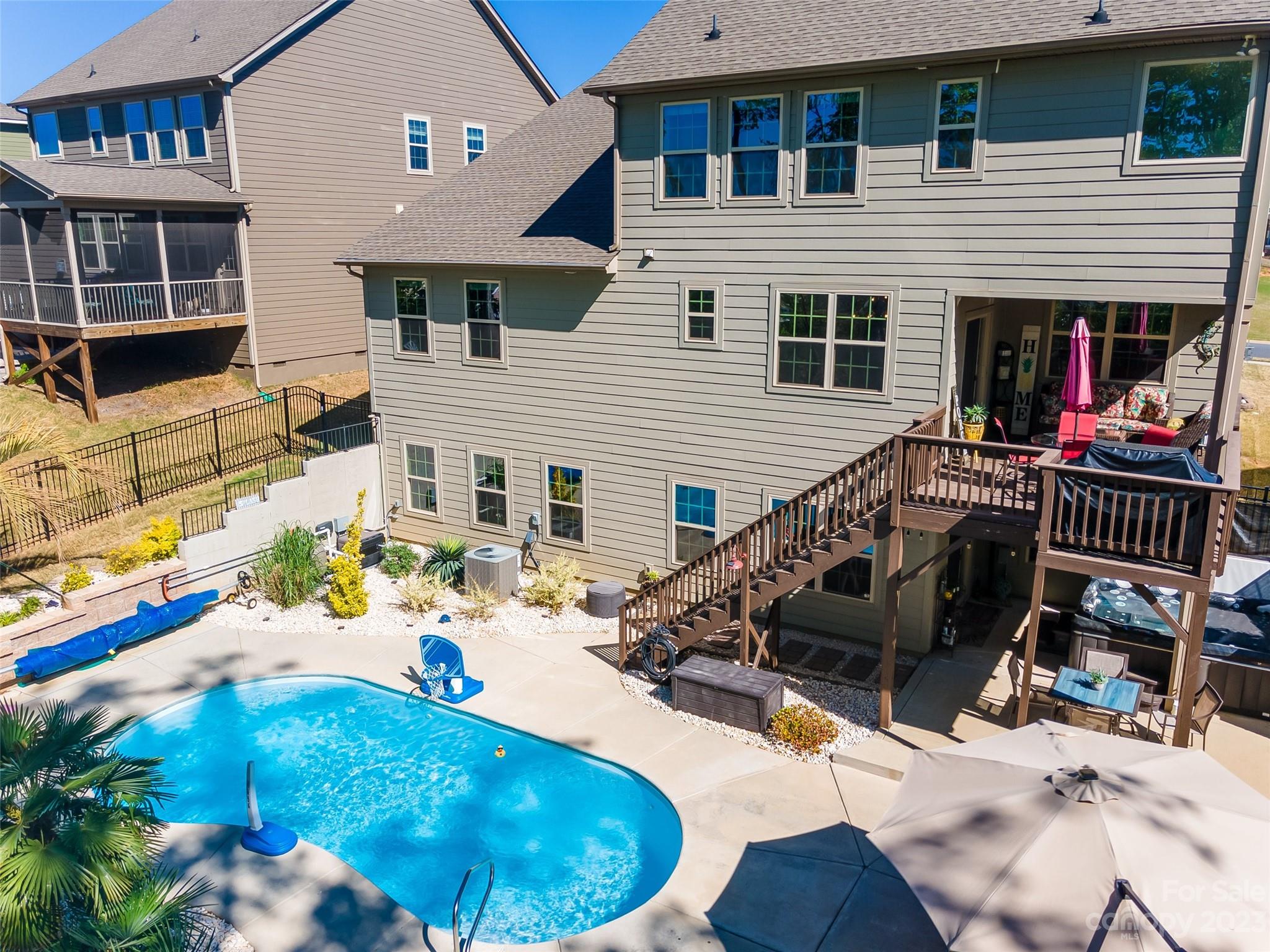 The Retreat at Rayfield - Residential