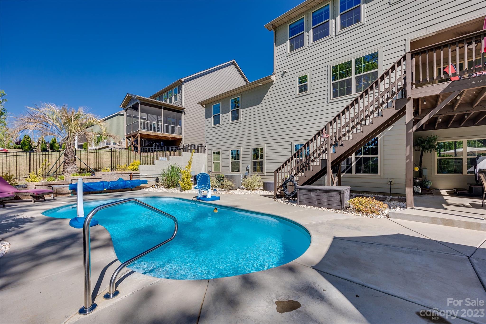 The Retreat at Rayfield - Residential