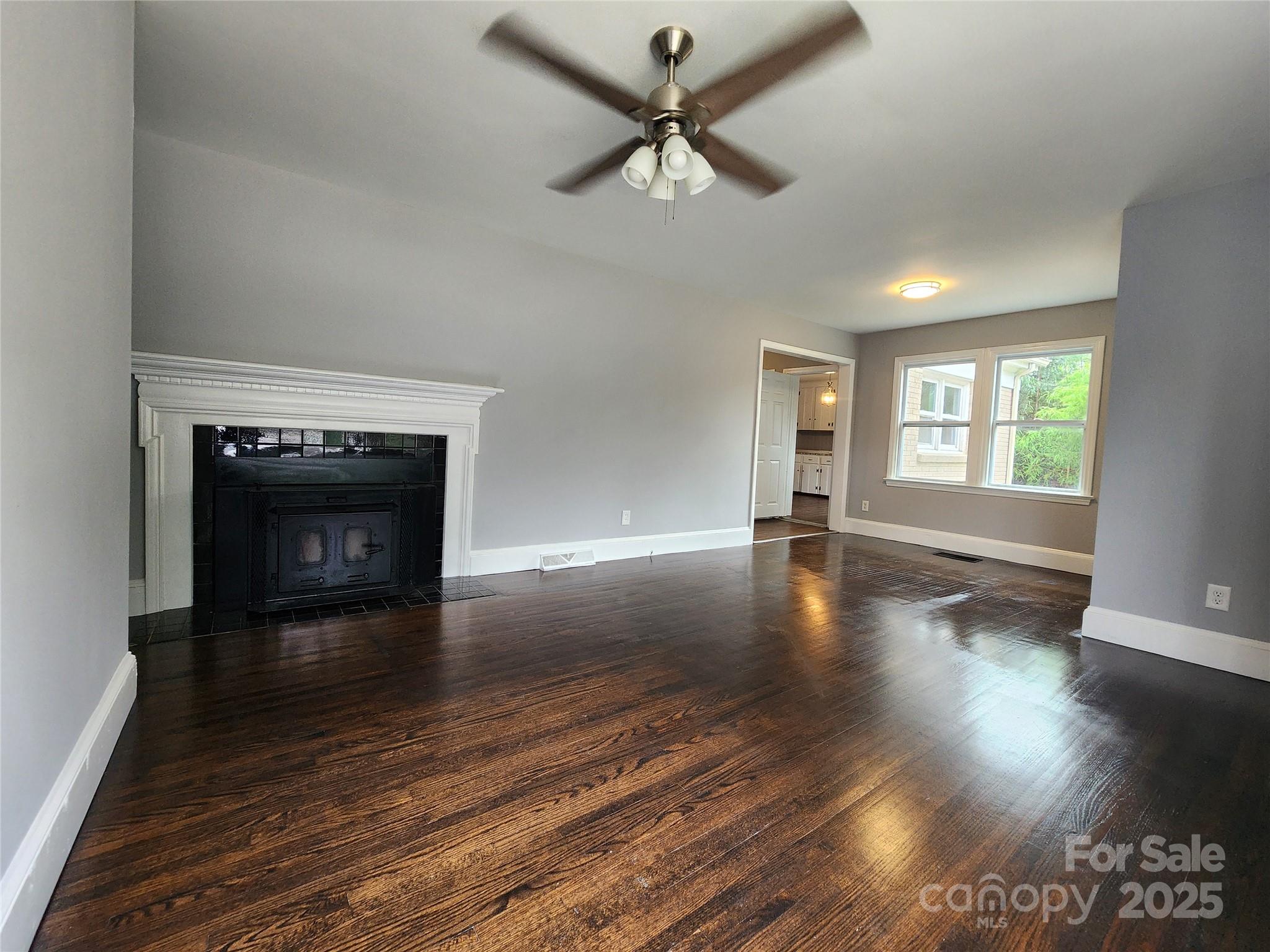 3337 Eastway Drive