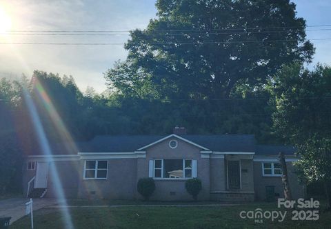 Photo of 3337 Eastway Drive, Charlotte, NC 28205 (MLS # 4193109)