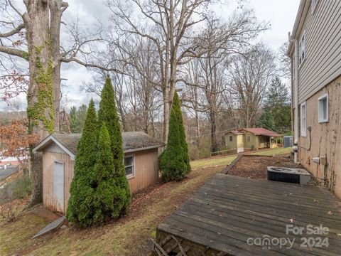 A home in Waynesville