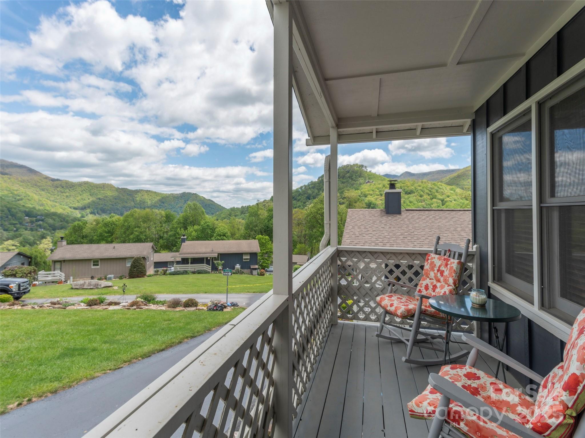 336 Stoney Ridge Loop