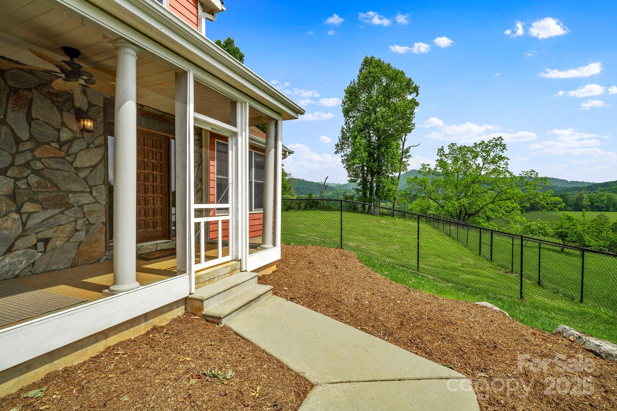 1586 Bull Creek Road