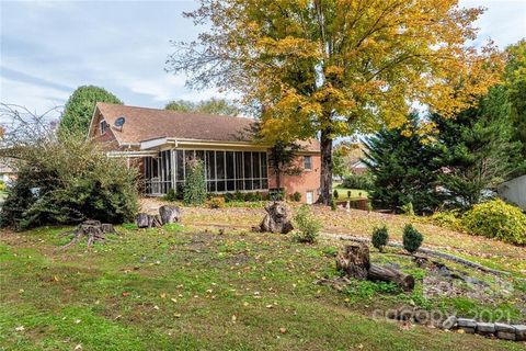 A home in Hickory