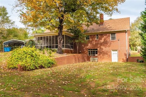 A home in Hickory