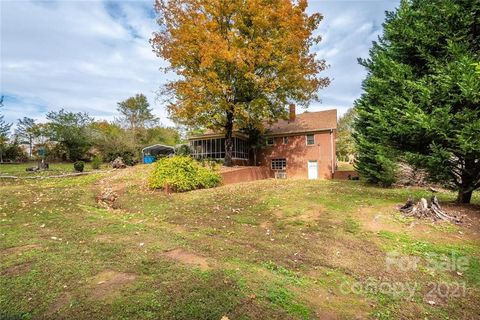 A home in Hickory