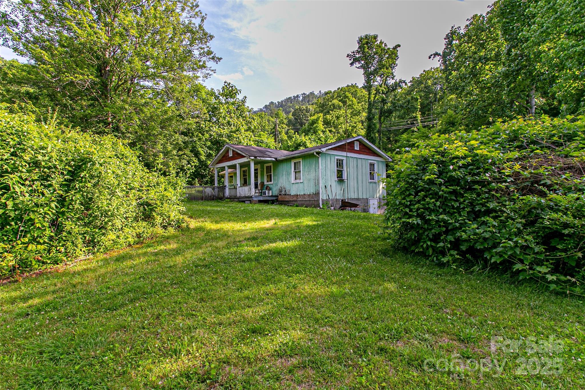 121 Sugar Cove Road