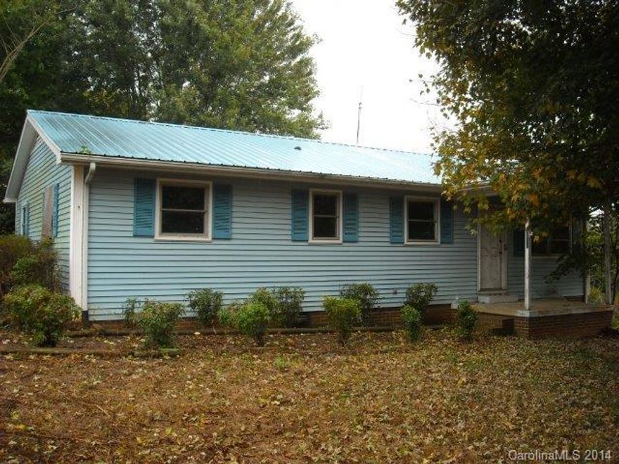 Unique Opportunity! 13.8 +/- Acres with several buildings on property, to include but not limited to a residential house, steel building, block & steel building, 4 stall horse barn, dog kennels, 2-story shooting building, office/storage. Previously was a legal gun club - per county can be used to shoot - private use only. 300 yard range. Cash offers only. No owner finance. lease to own.