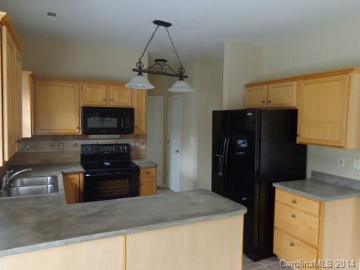 Poplar Woods - Residential Lease