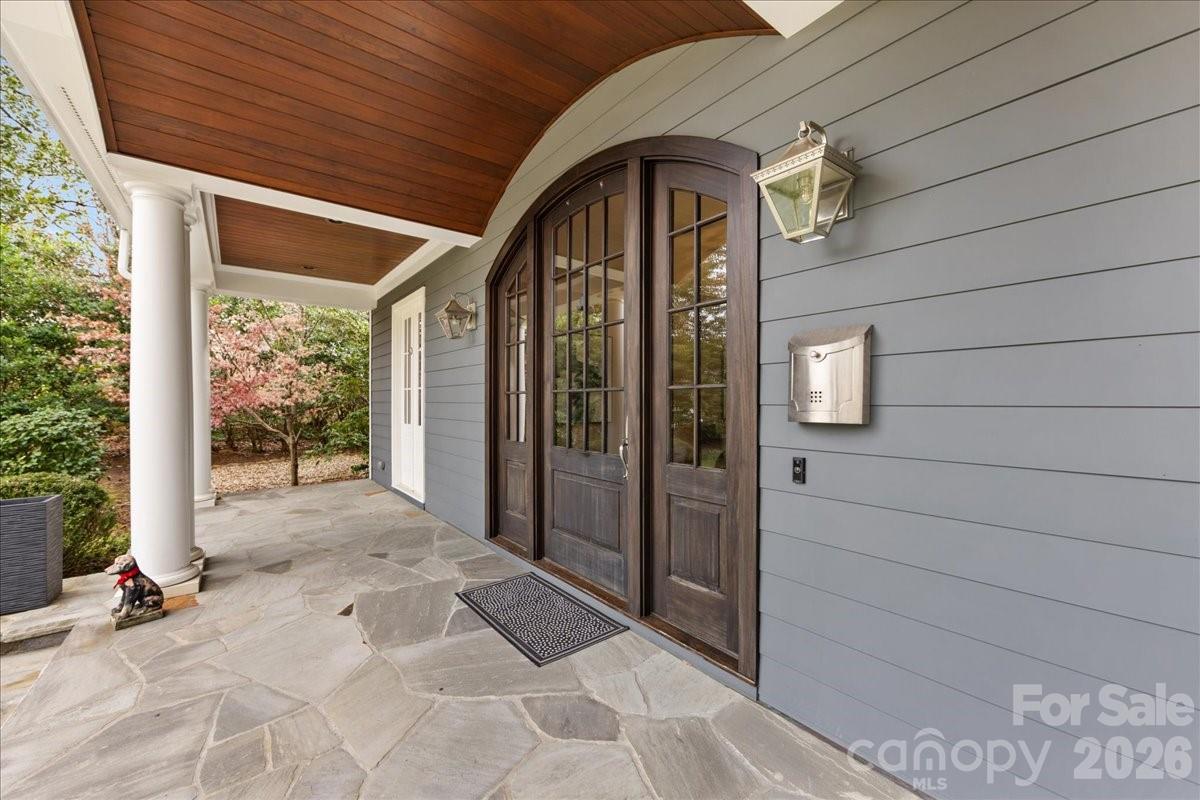 2800 Wintergreen Drive