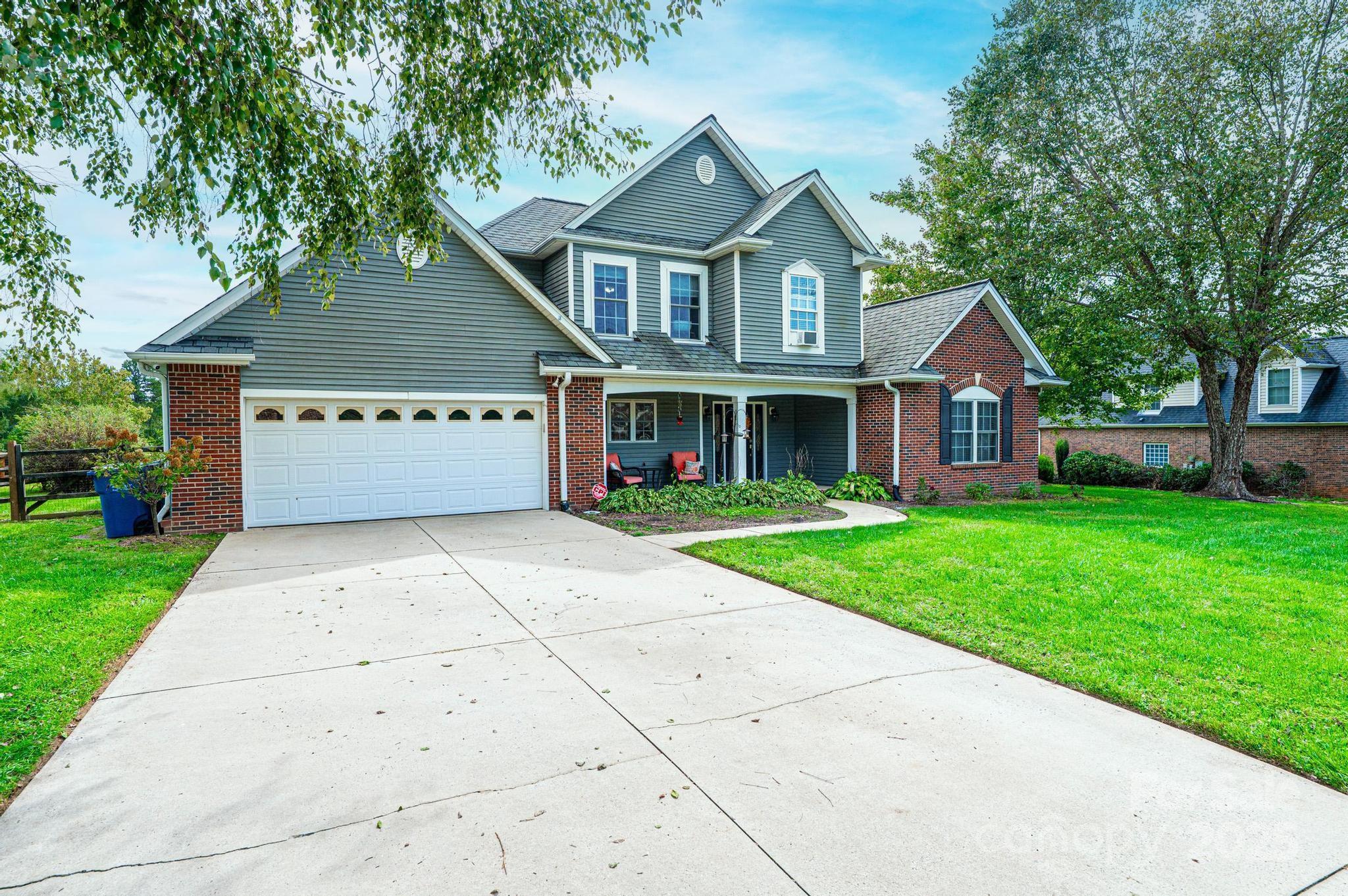 1472 Sweetbriar Lane