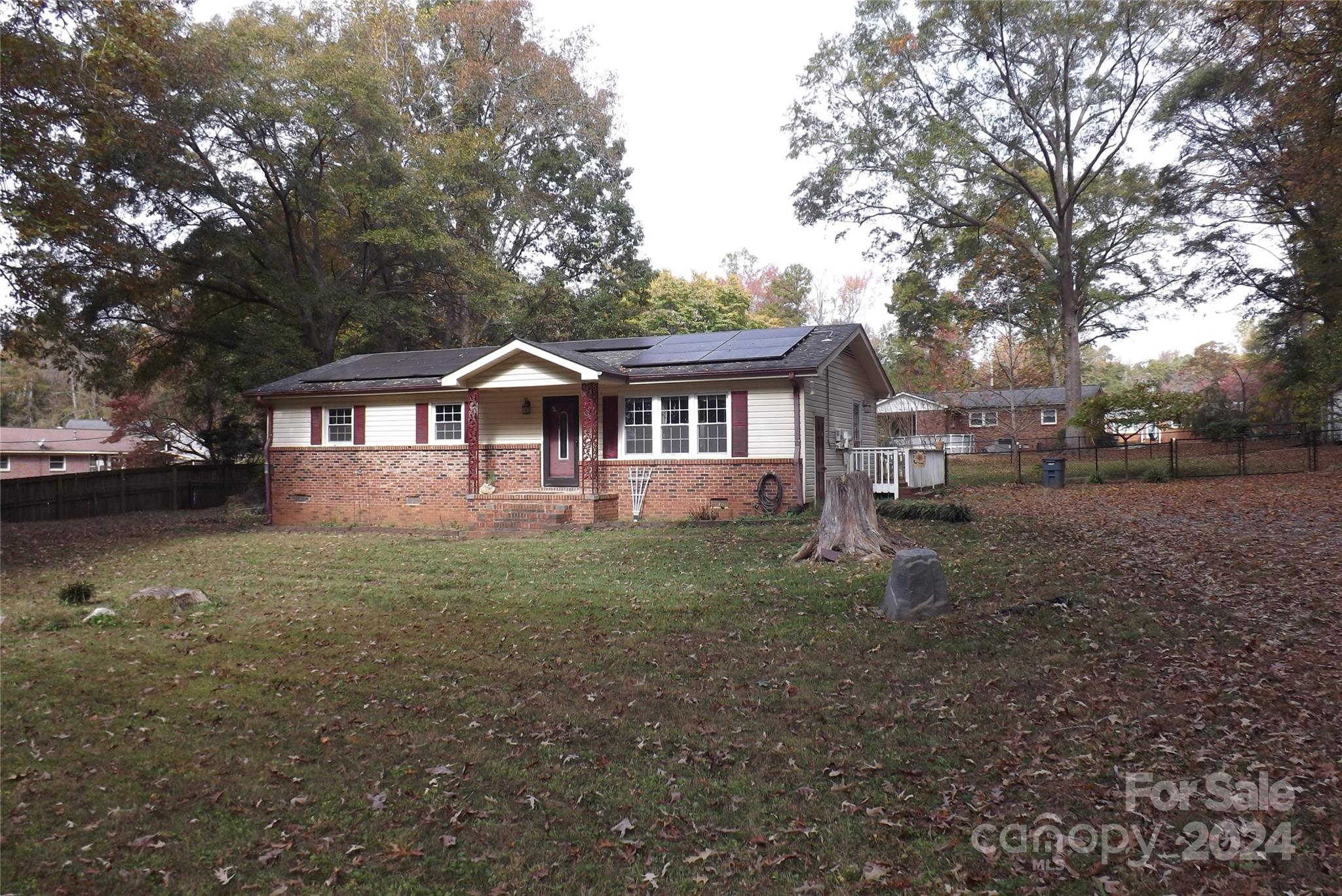 1572 W Lakewood Drive 19