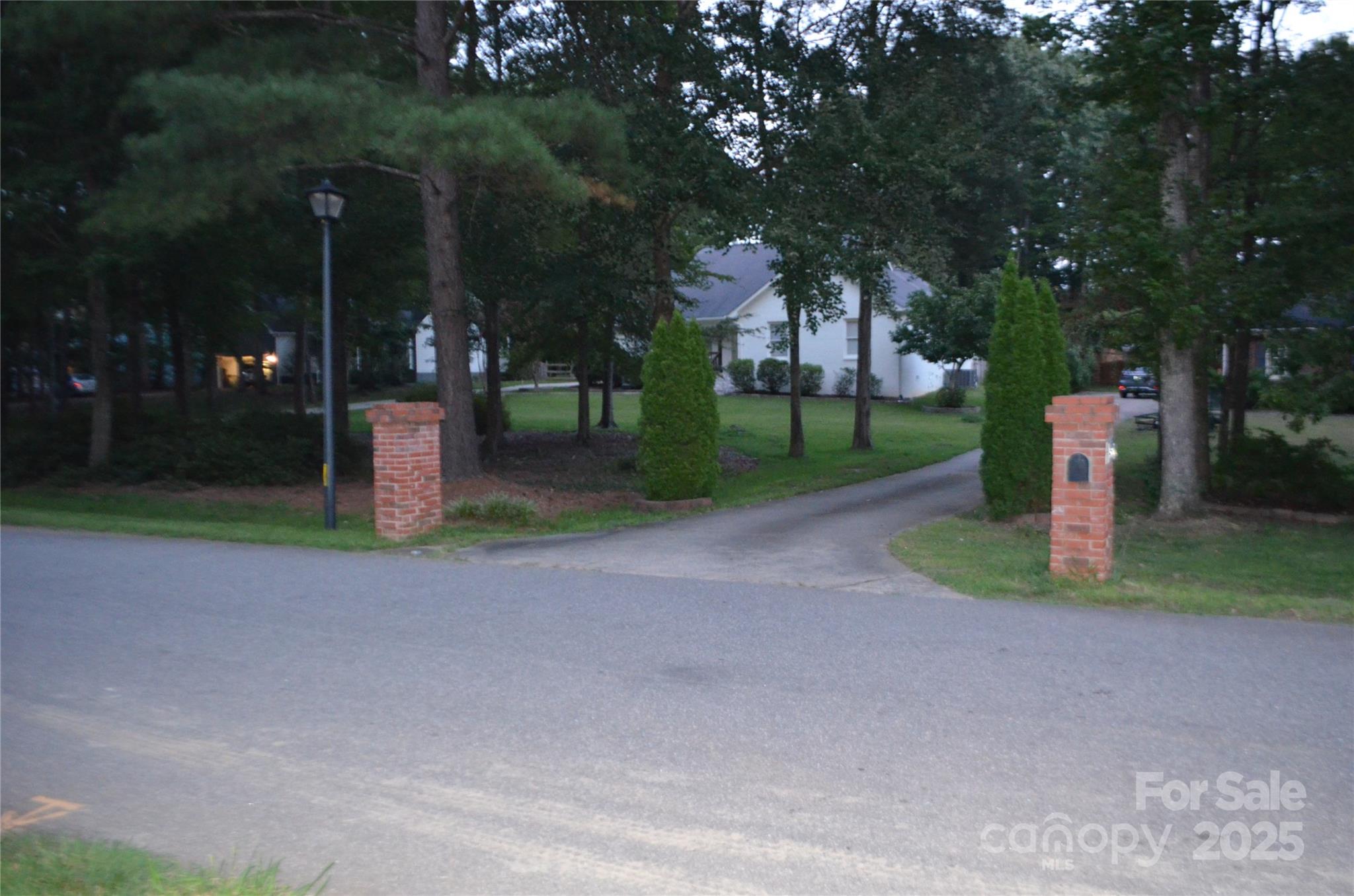 5020 Scaleybark Court