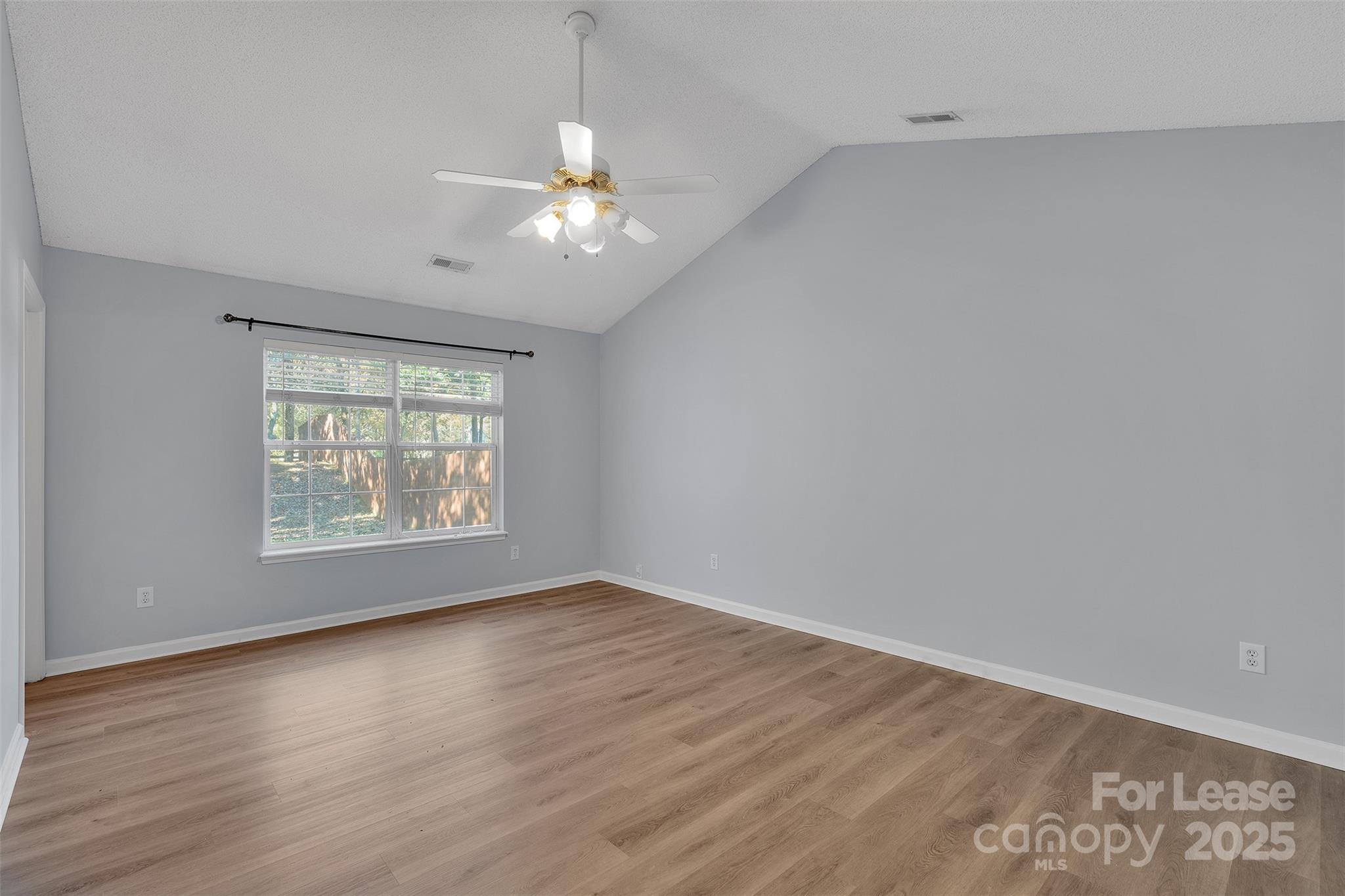 South Point On Landen - Residential Lease