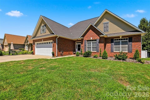 Photo of 1719 30th Avenue Court NE, Hickory, NC 28601 (MLS # 4417050)