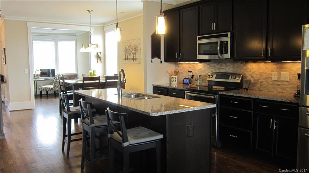 Riverwalk - Residential