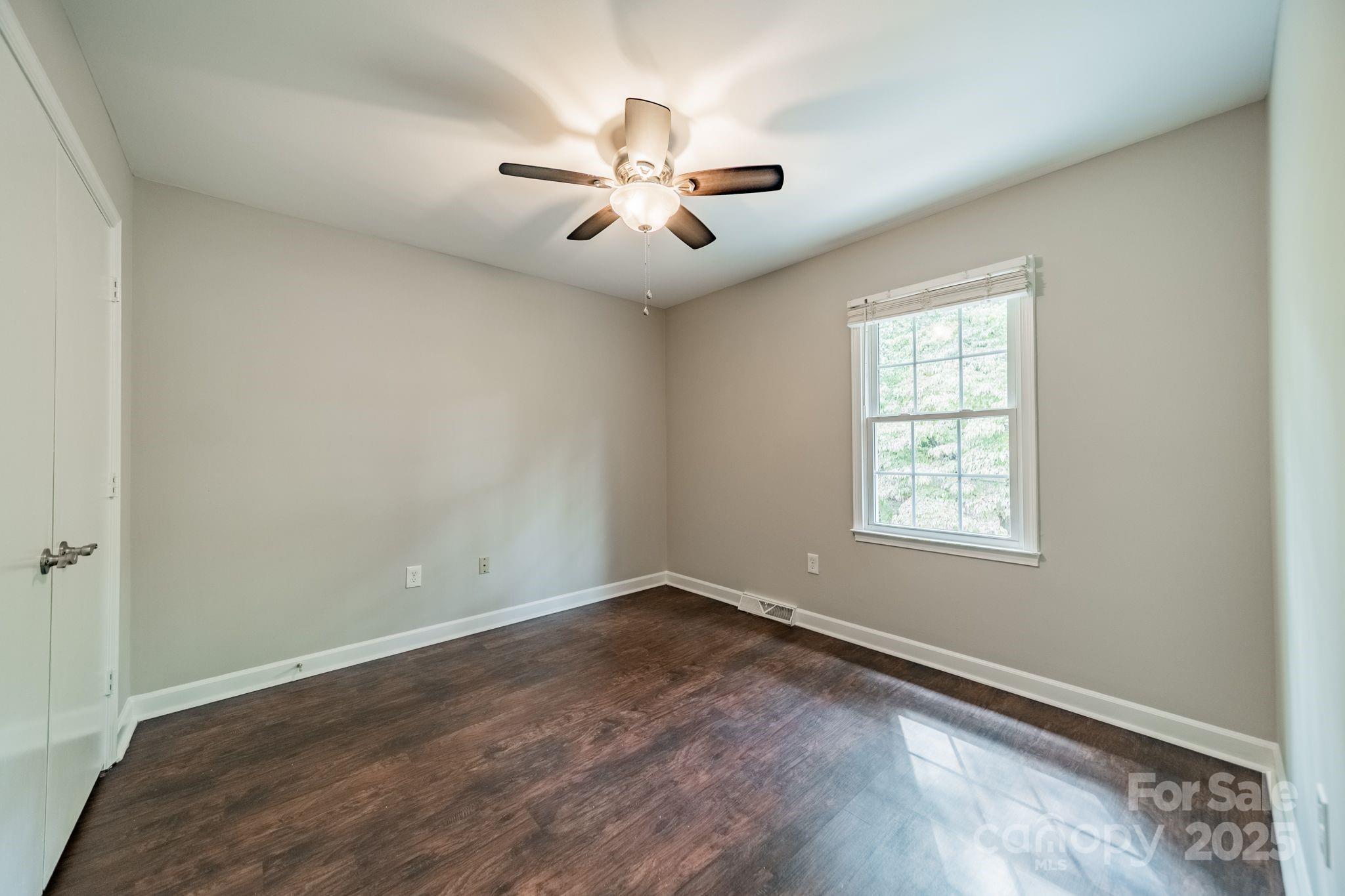 Sardis Woods - Residential