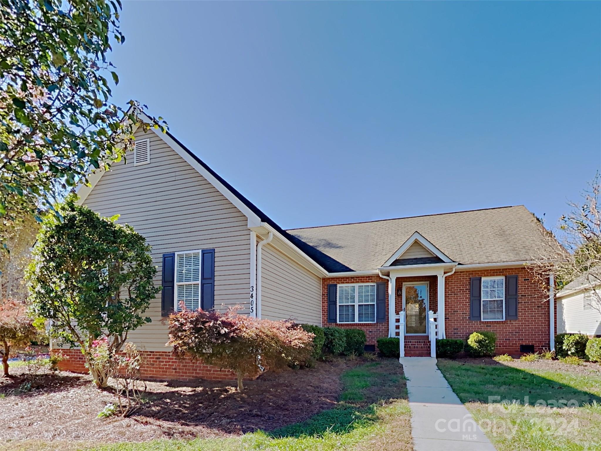Dakota Woods - Residential Lease