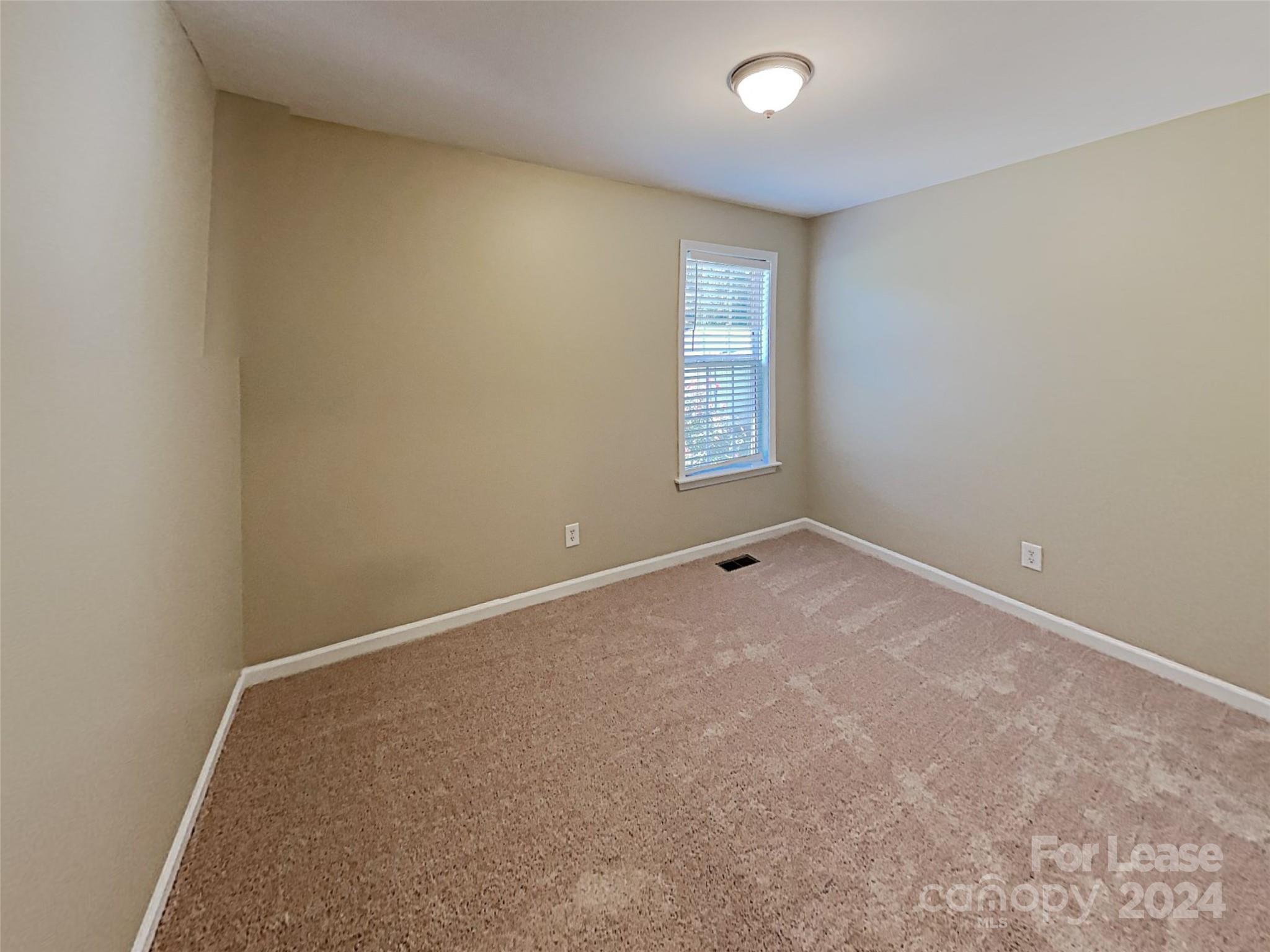 Dakota Woods - Residential Lease