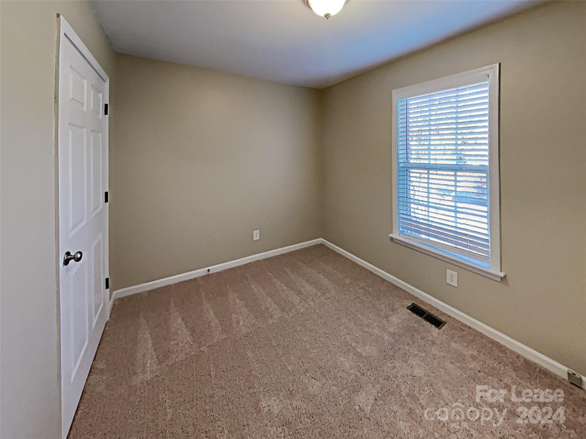 Dakota Woods - Residential Lease