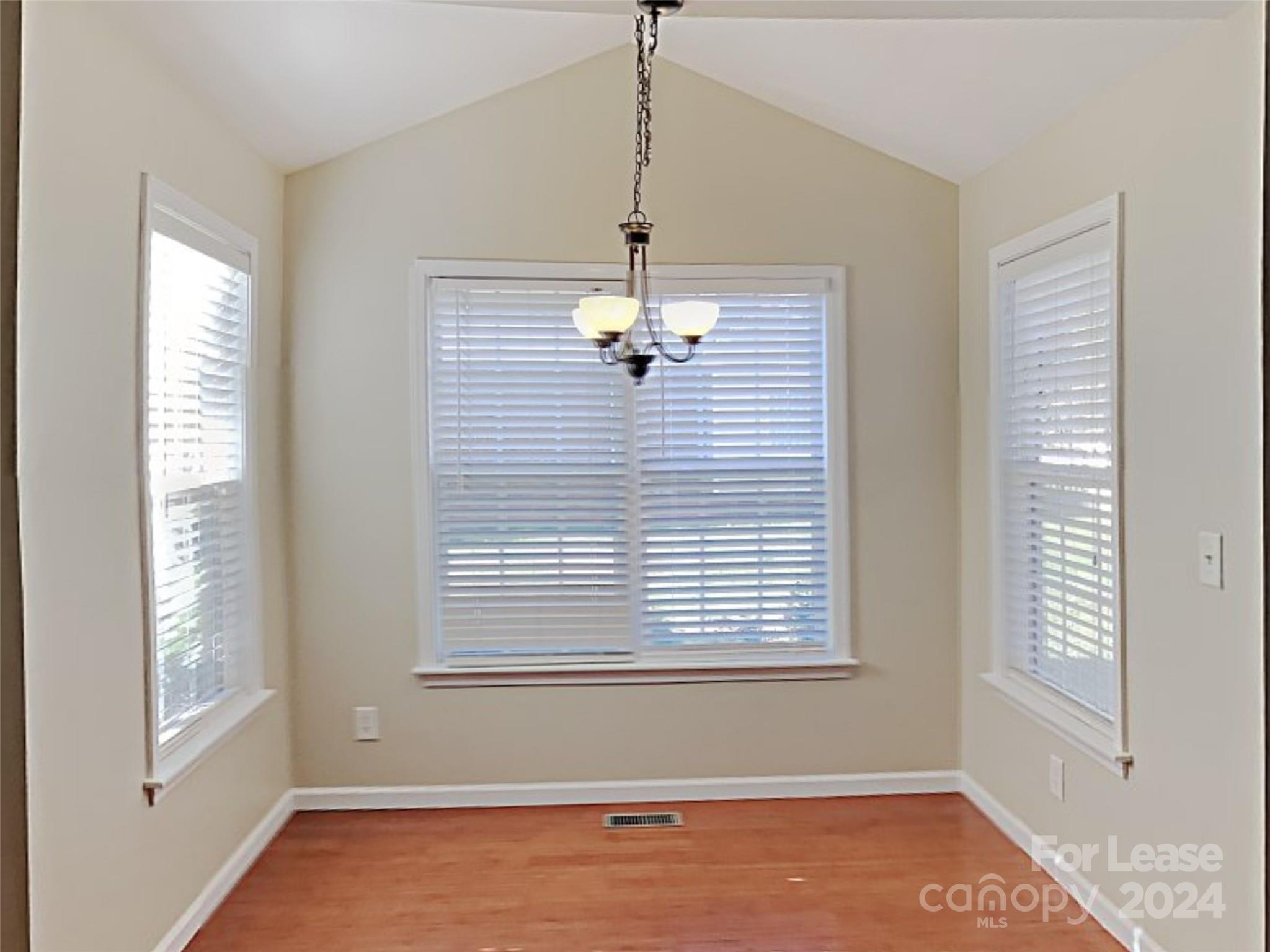 Dakota Woods - Residential Lease