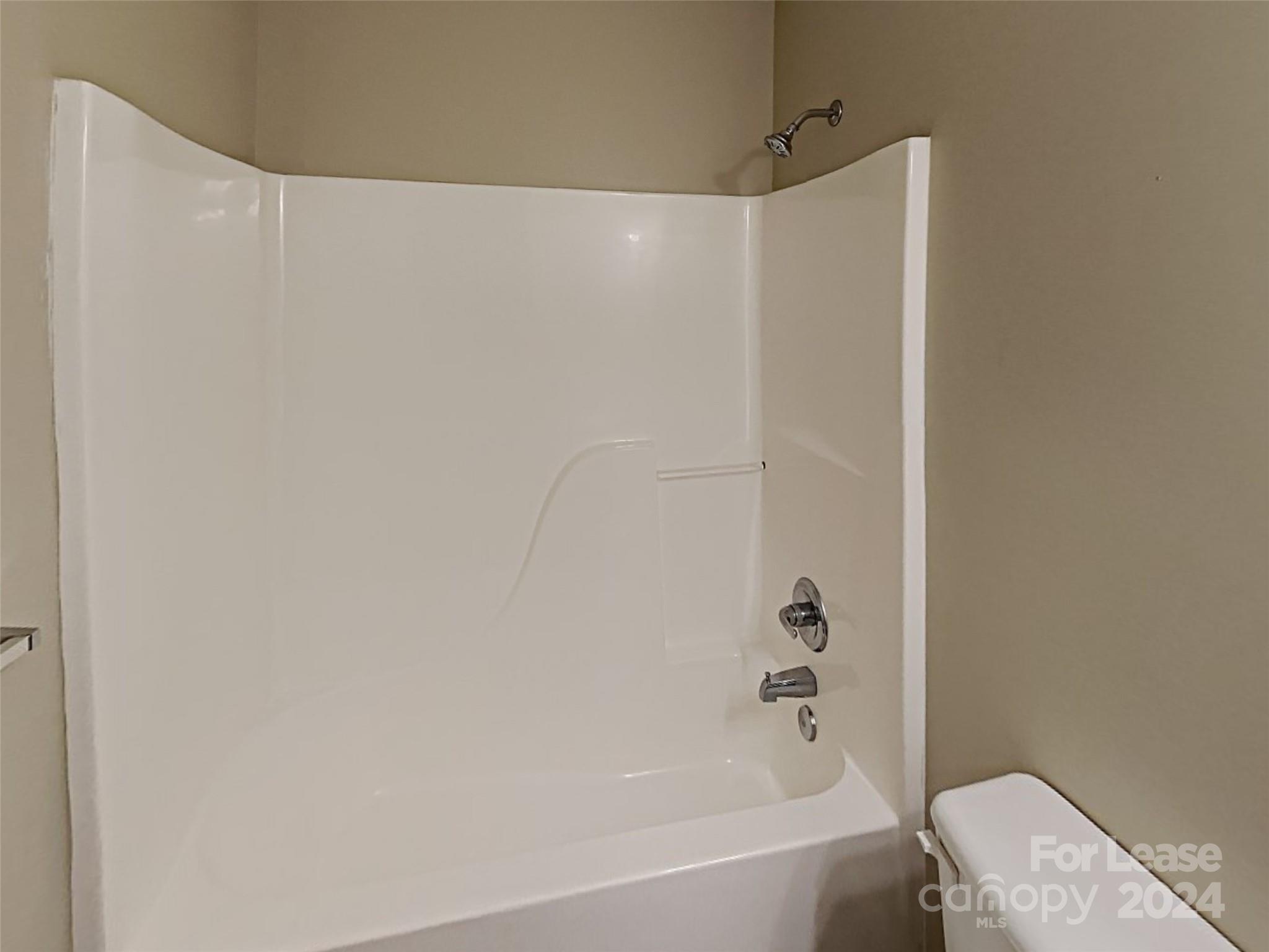 Dakota Woods - Residential Lease