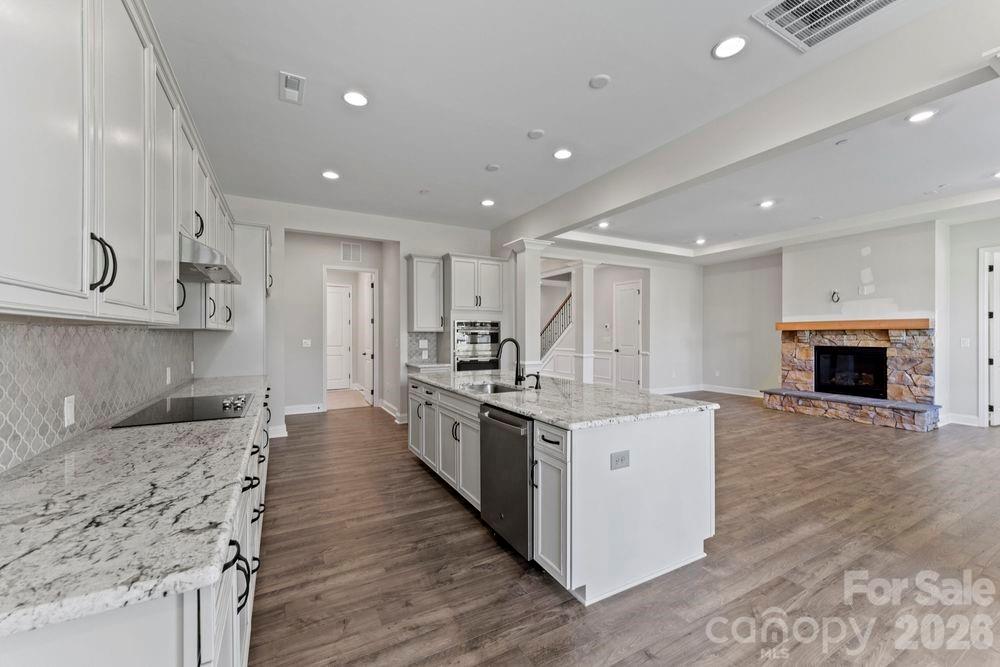 The Estates at Sugar Creek - Residential