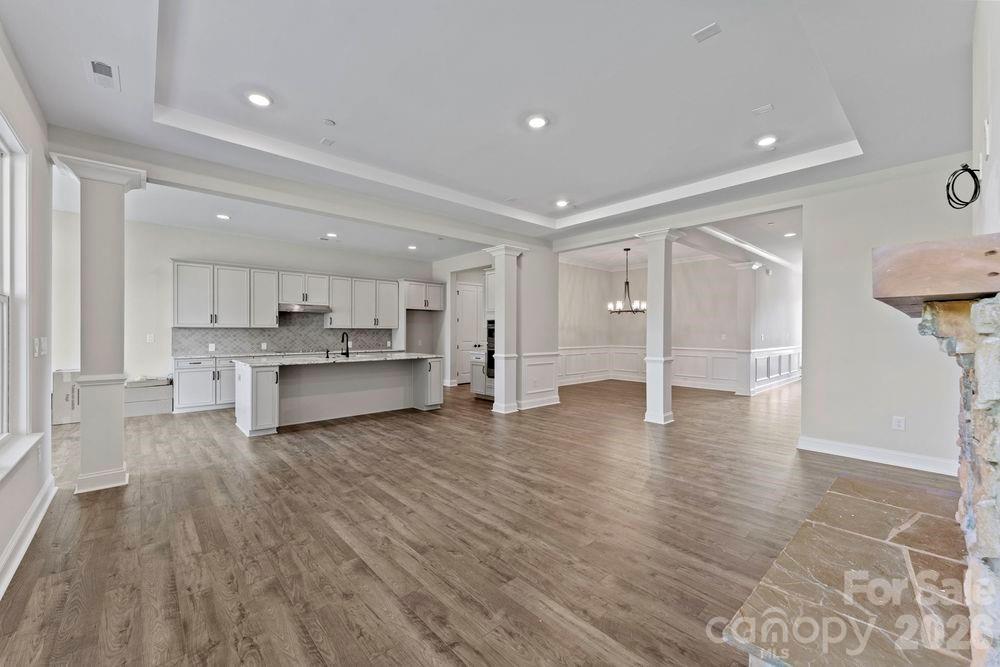 The Estates at Sugar Creek - Residential