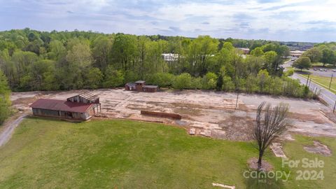 433,419, Phifer Road Kings Mountain NC 28086