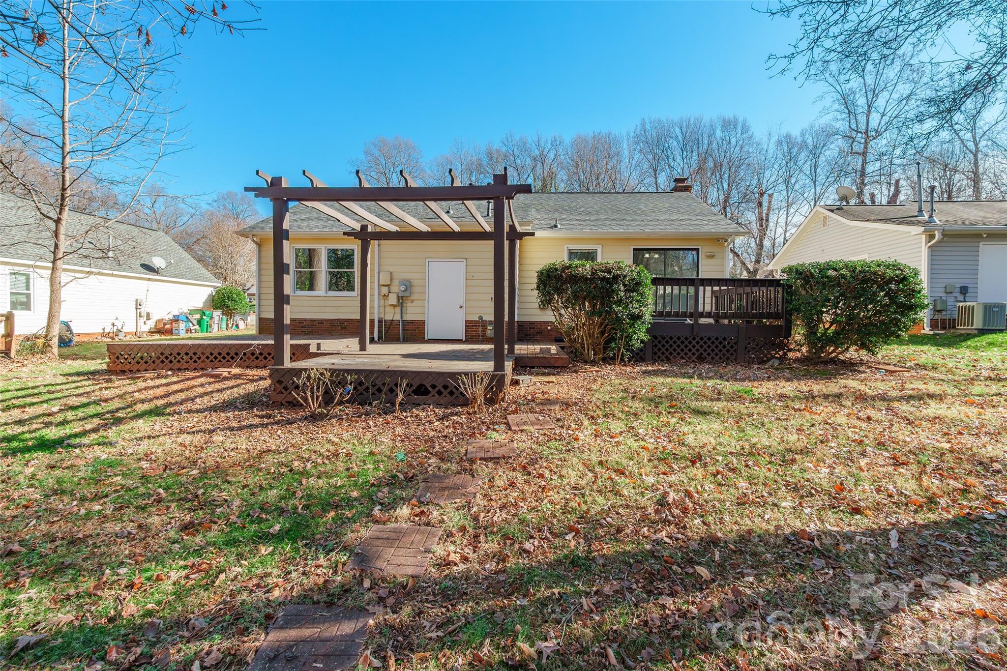 Spring Crossing - Residential