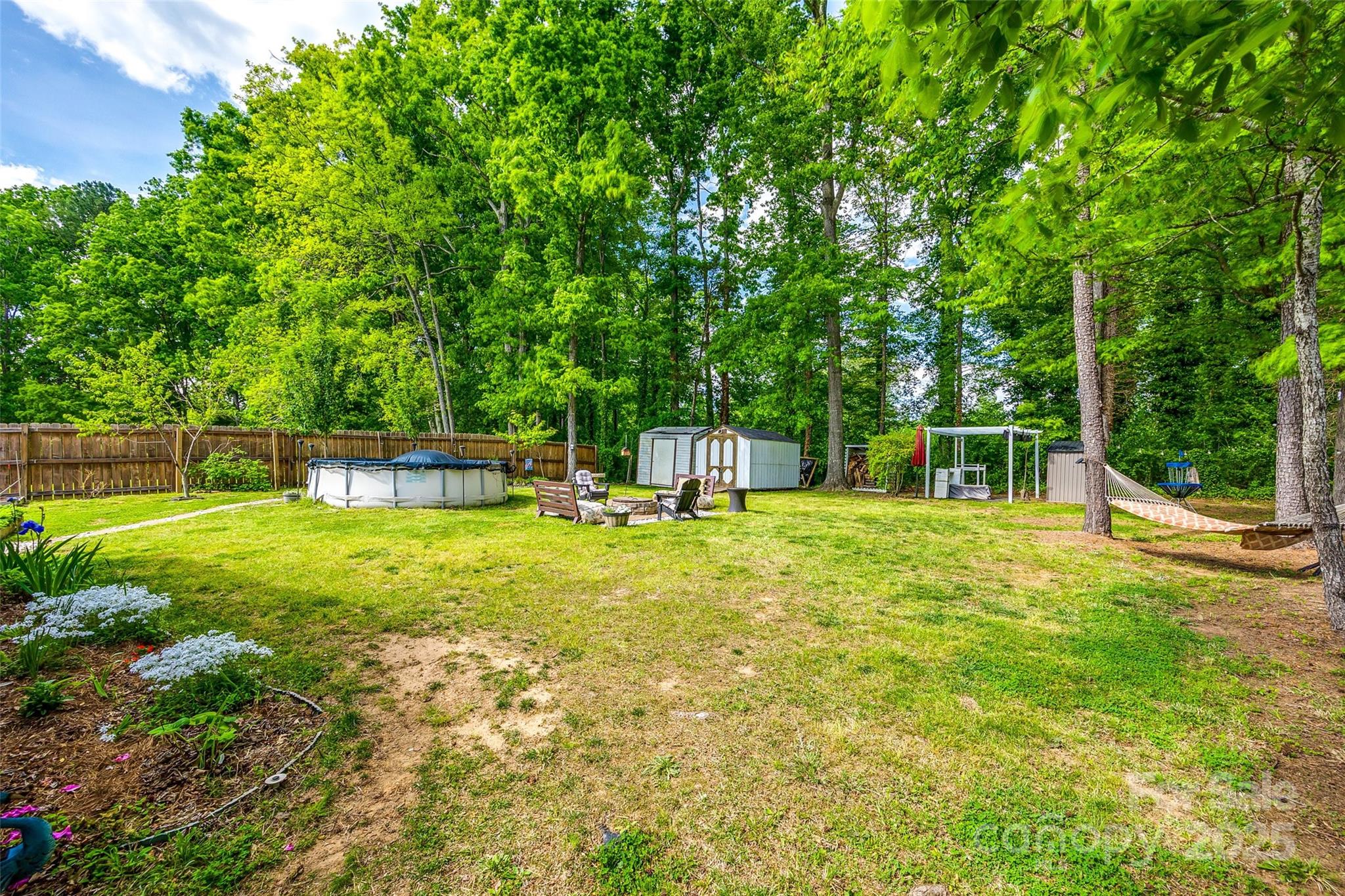 Pineridge - Residential