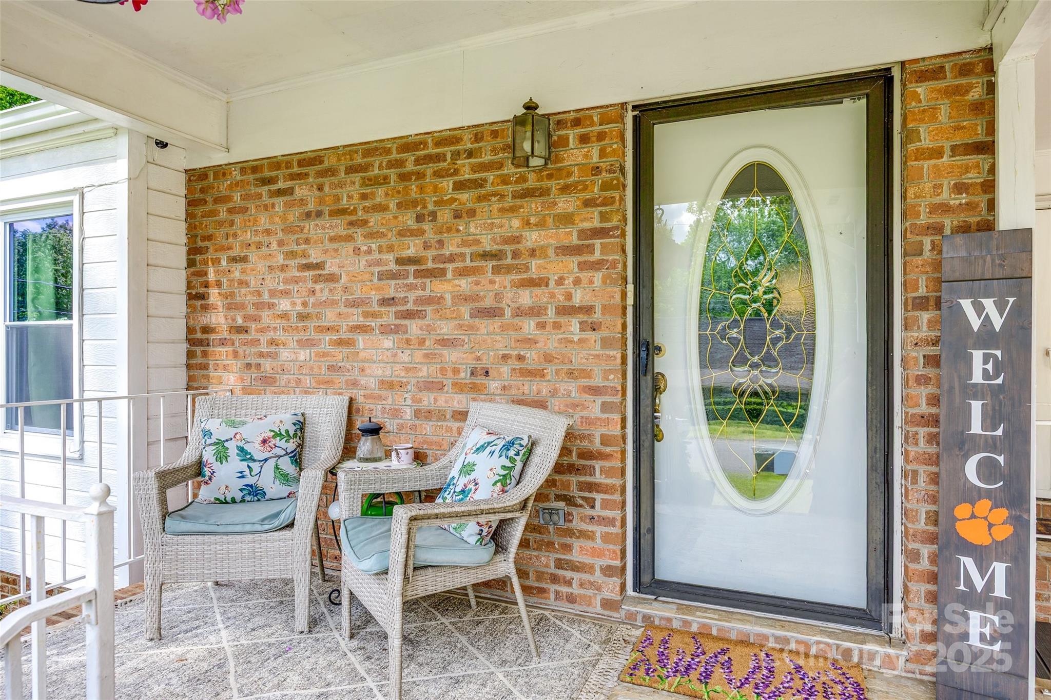 1623 Mulberry Circle