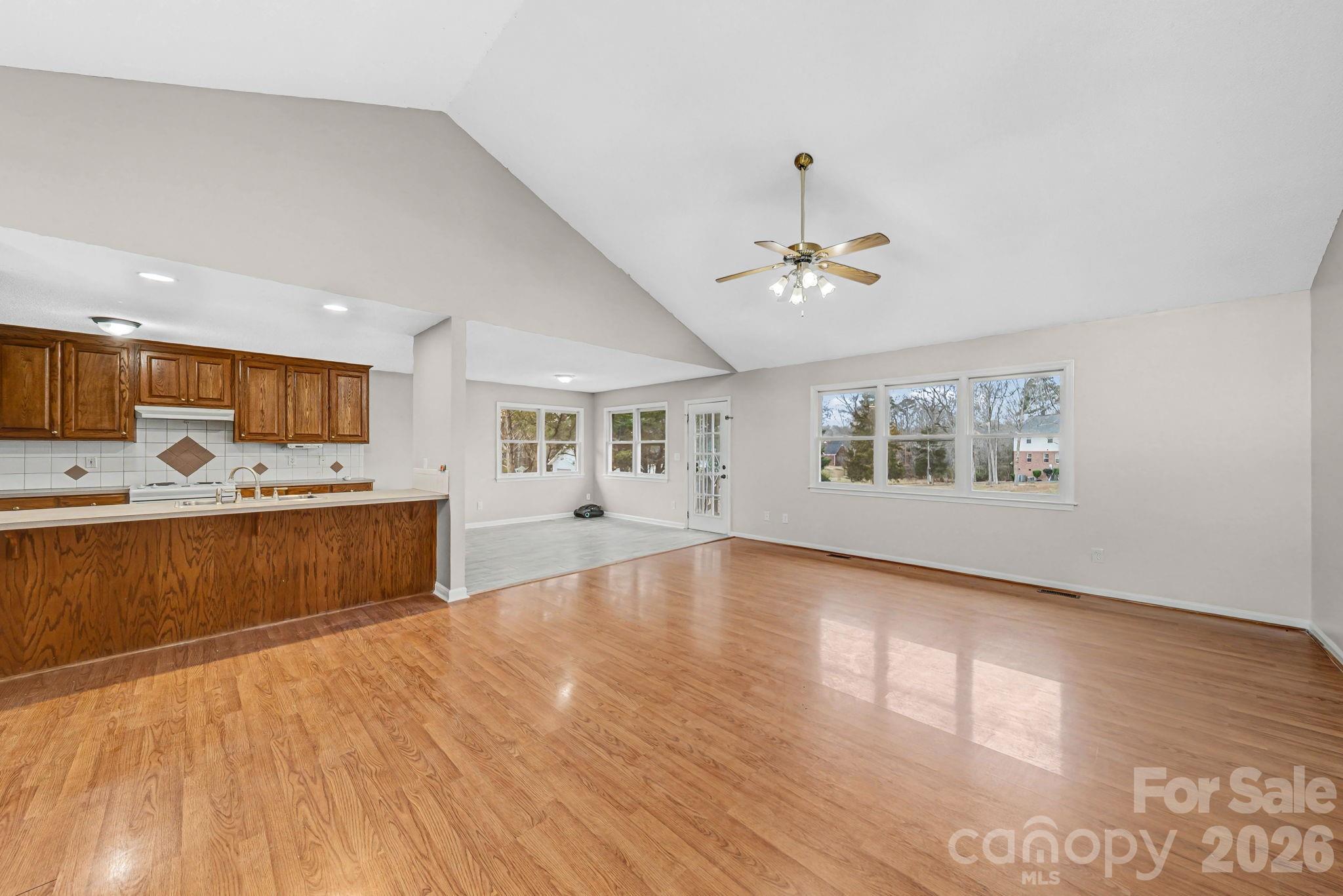 Oak Glen - Residential