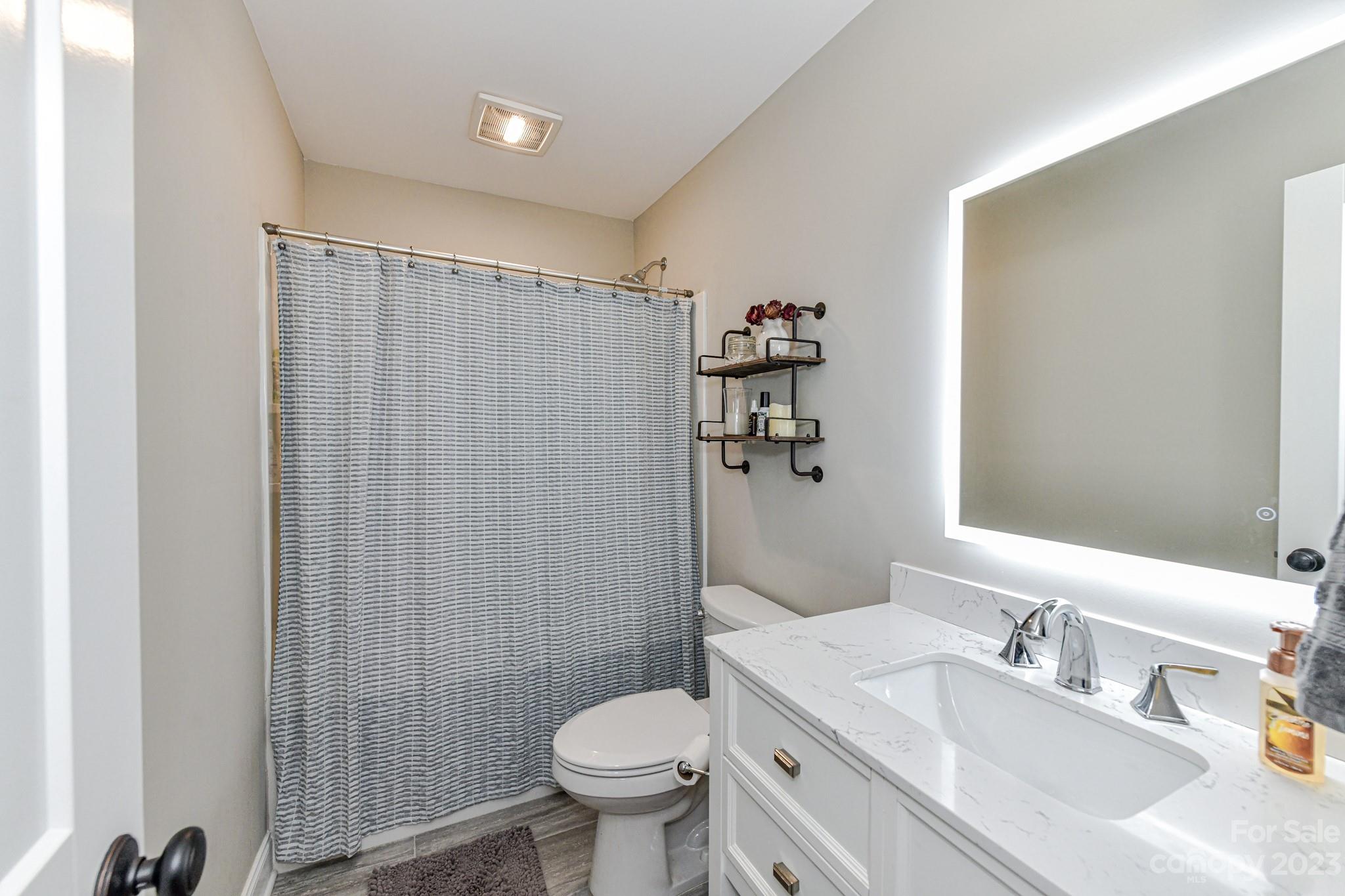 Island Forest - Residential