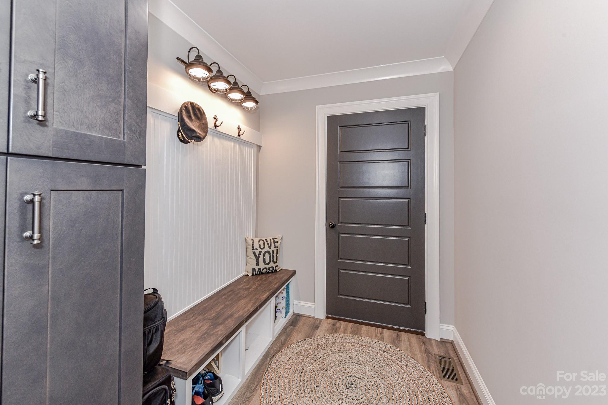 Island Forest - Residential