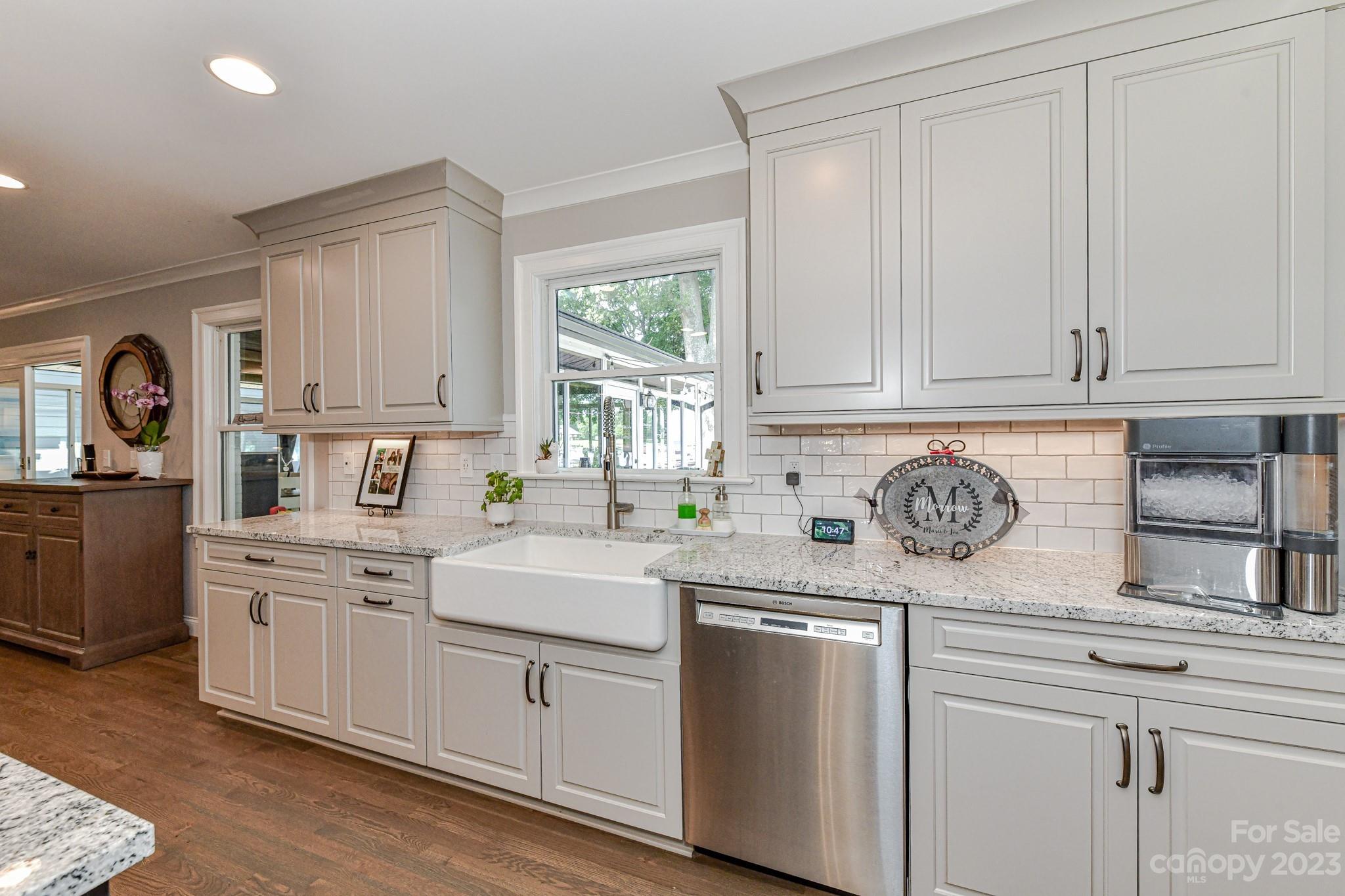 Island Forest - Residential