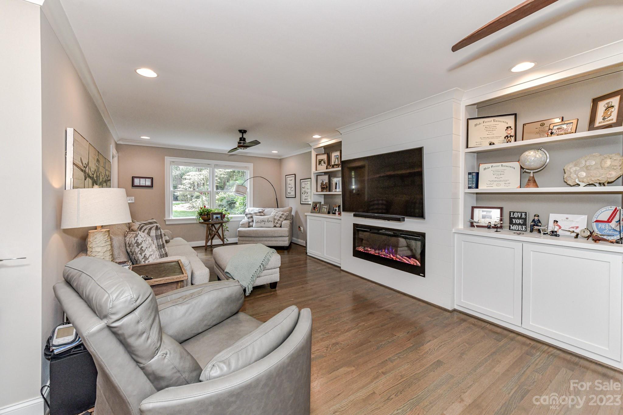 Island Forest - Residential