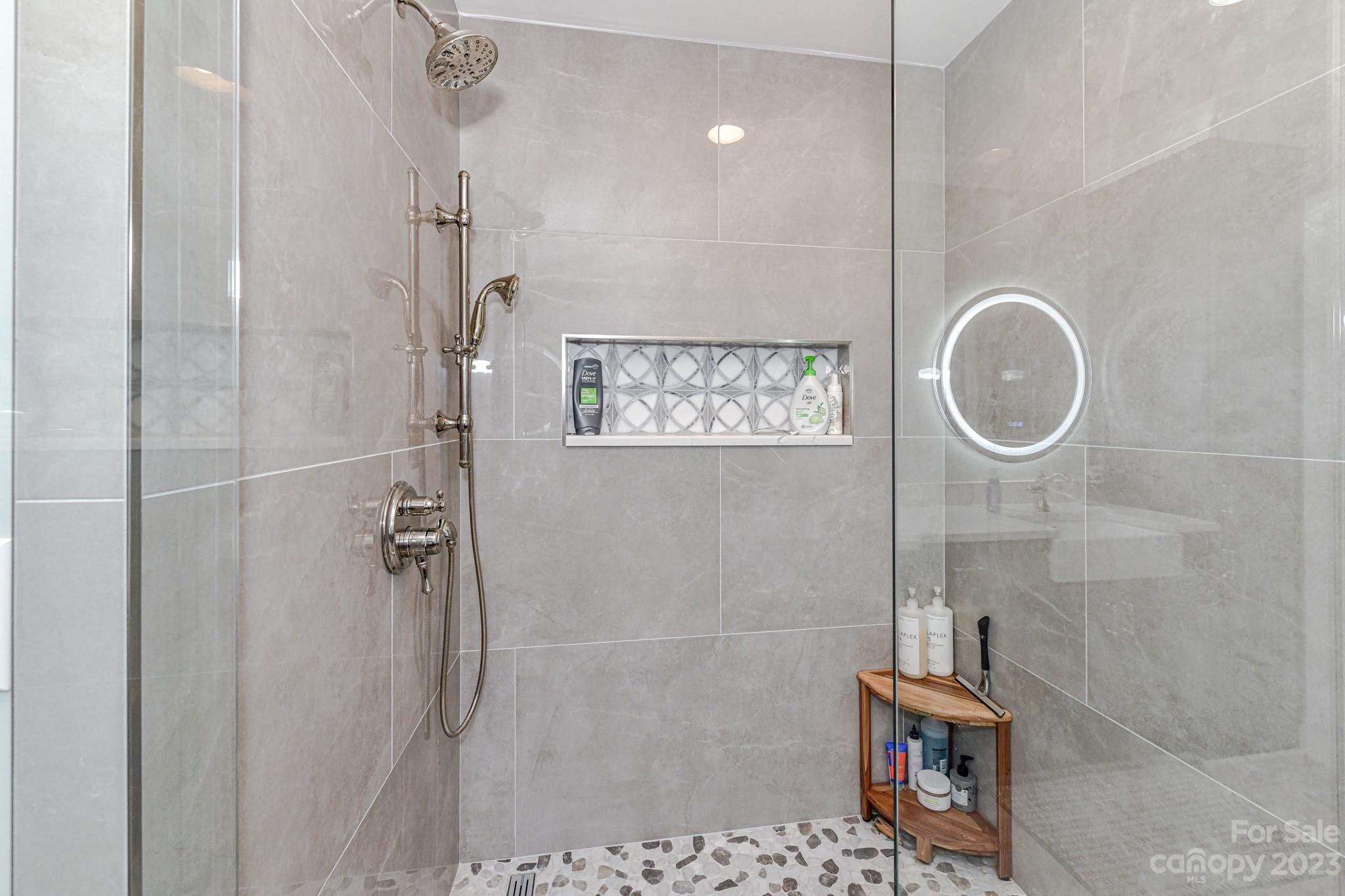 Island Forest - Residential