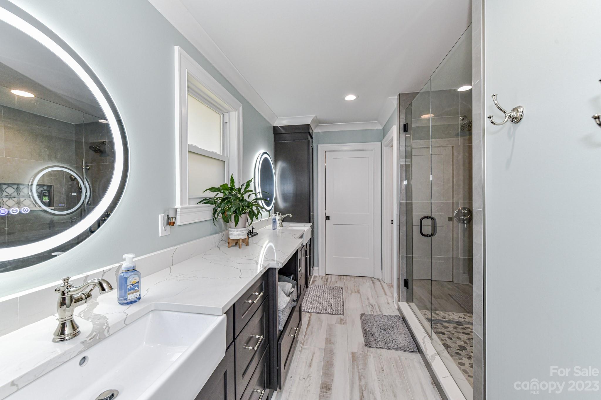 Island Forest - Residential