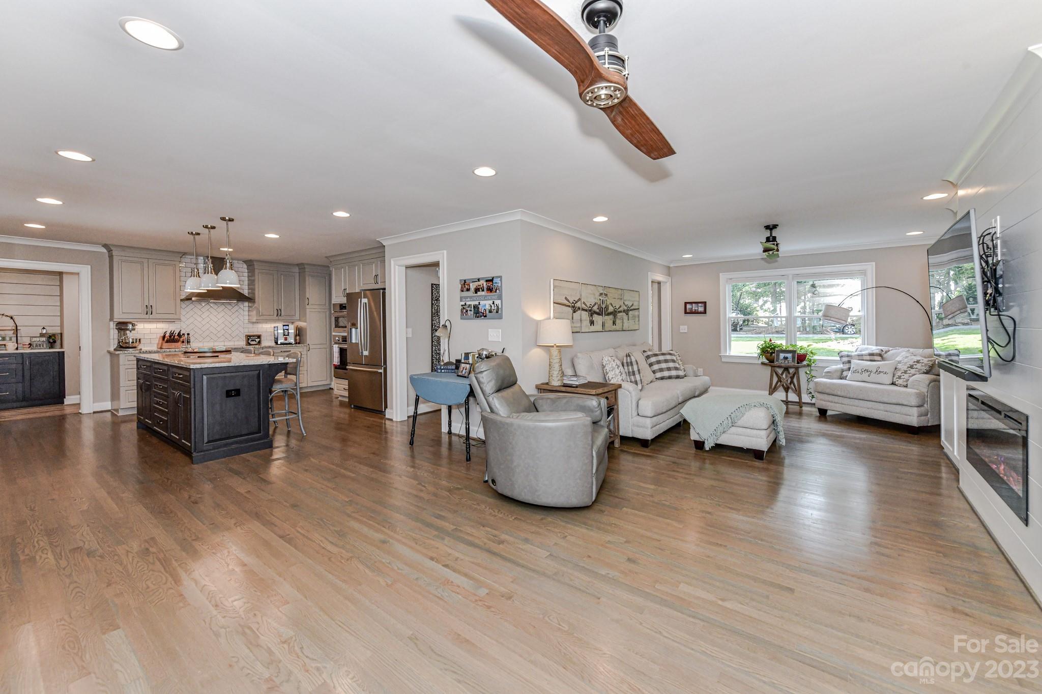 Island Forest - Residential